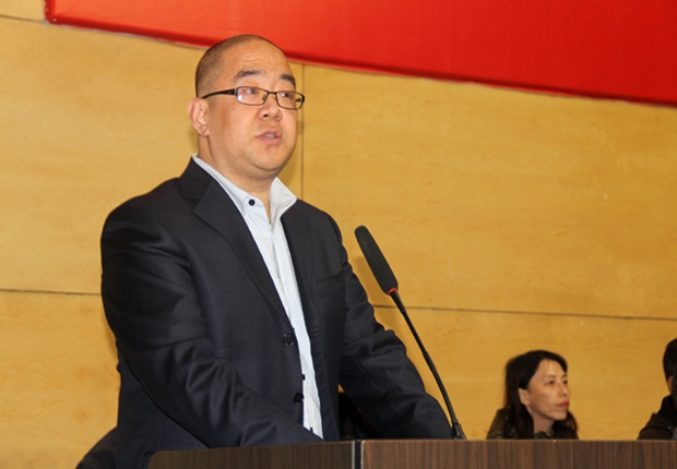 孙云海主持会议并宣读表彰奖励决定